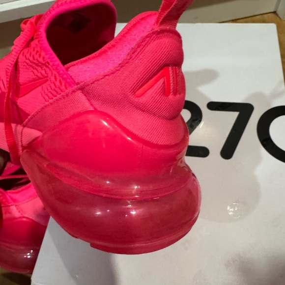 Nike Air Max 270 - Picture 5 of 5